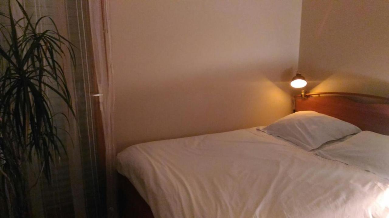 Maison La Chapelle Bed & Breakfast ภายนอก รูปภาพ